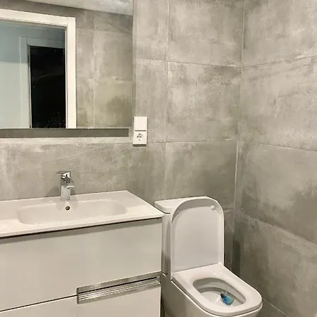 Ama With Private Parking, Sea View, Pool דירה קלפה